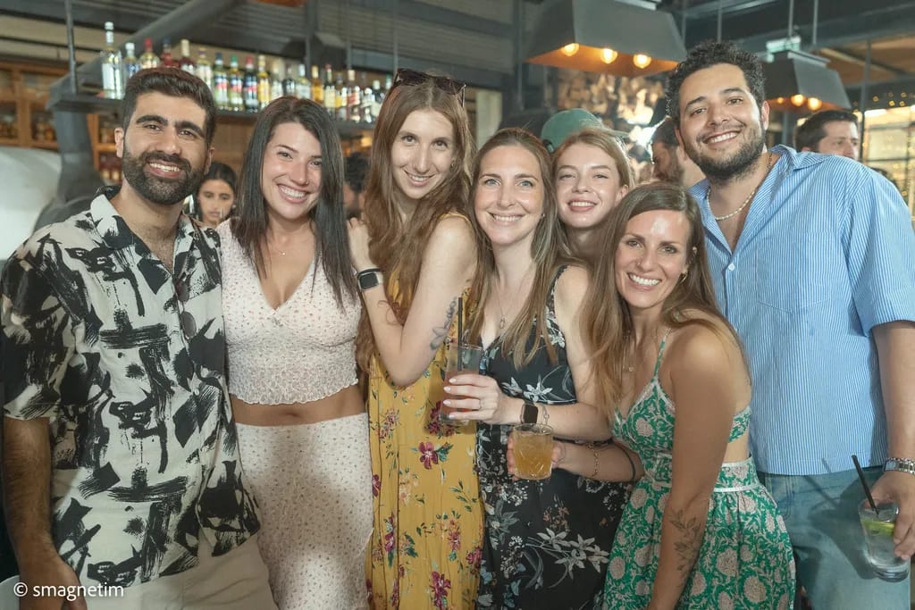 תמונת מגנט לפני עריכת AI